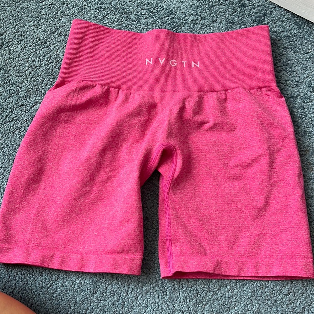 Navigation shorts